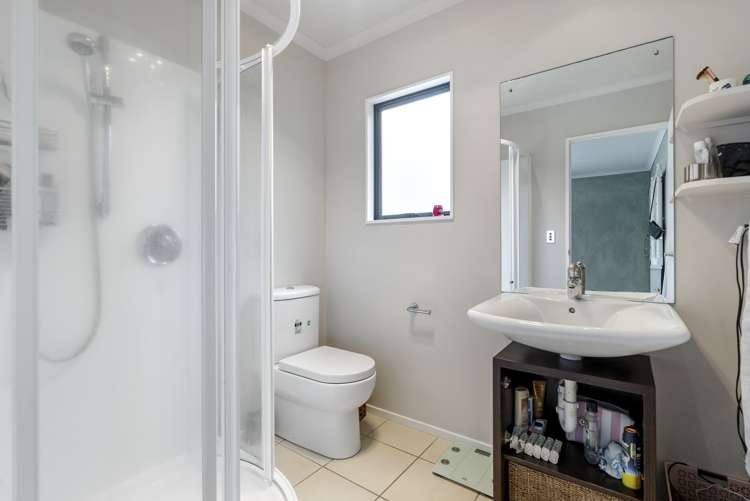 3 Ambassador Glade Orewa_16