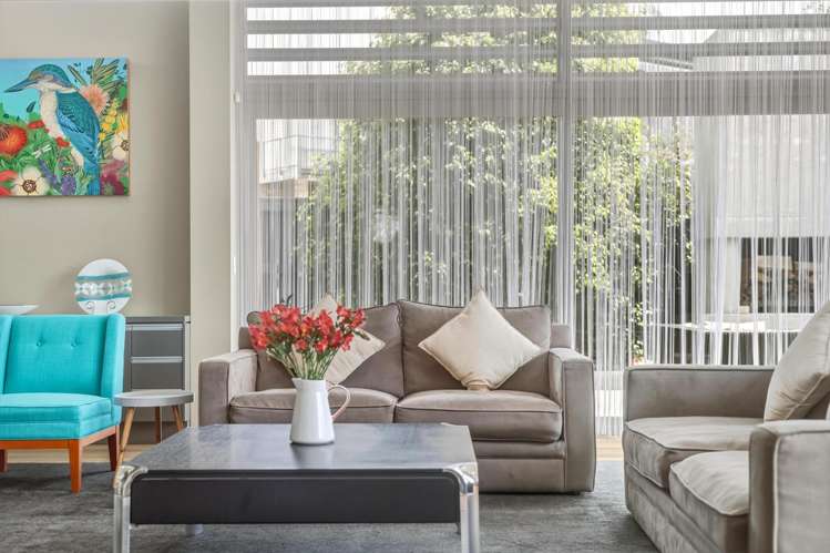 12 Highlight Parade Te Atatu South_14