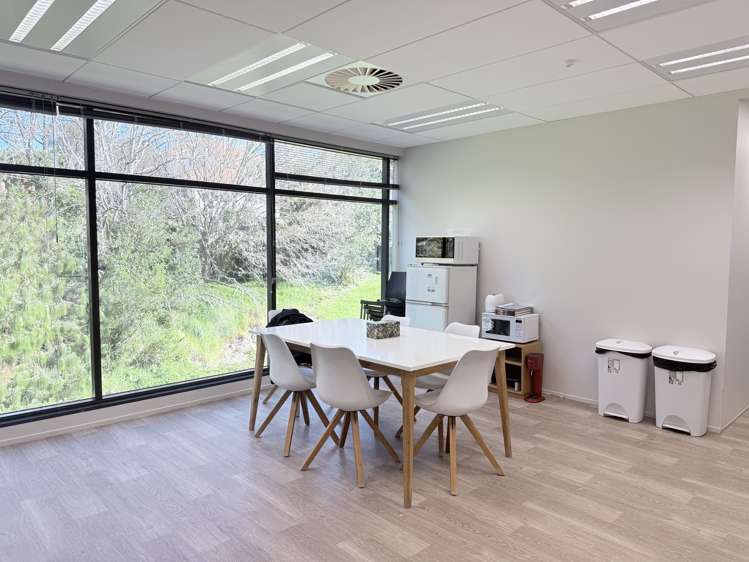 42 Tawa Drive Albany_5