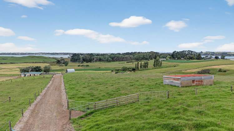 00 Awhitu Road Waiuku_20
