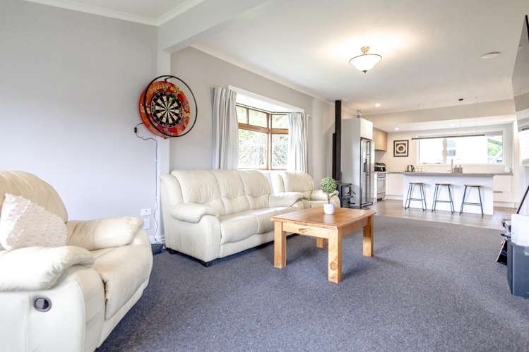 33 Main Road Harihari_7