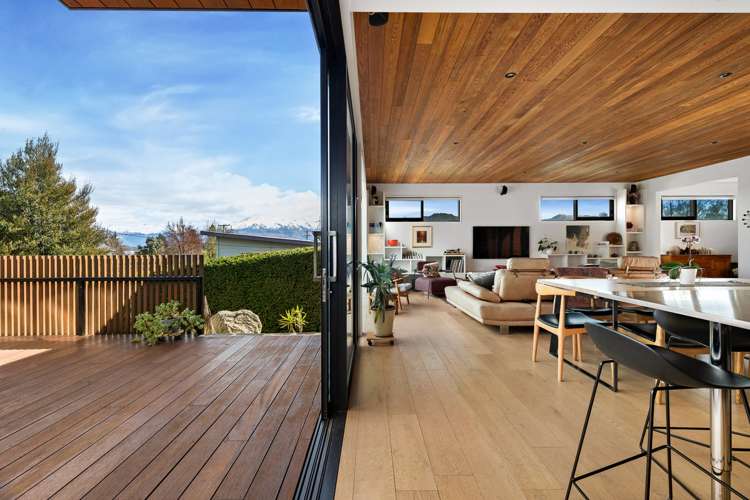 75 Beacon Point Road Wanaka_14