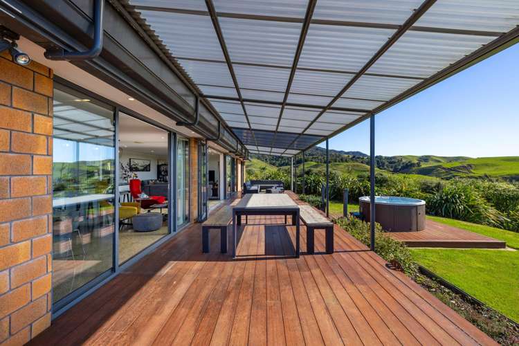 666 Te Hutewai Road Raglan_43