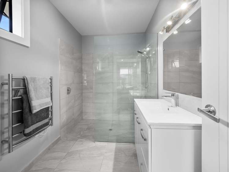 28 Allens Road Allenton_13