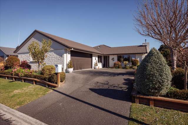 Premium home, serious sellers