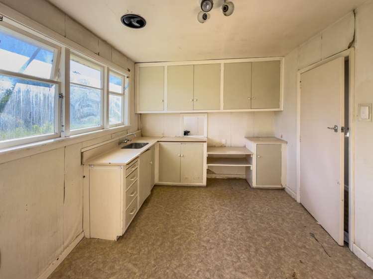 192 Yeomans Road Darfield_18