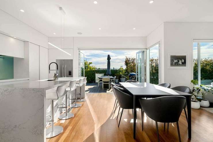 2/63 Long Drive, St Heliers, Auckland