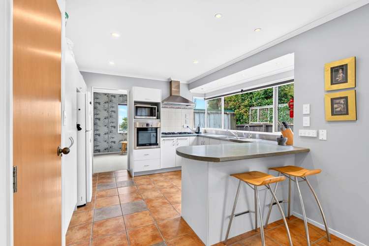 21A Savoy Road Glen Eden_13