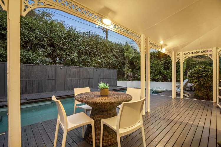 55 Churchouse Road Greenhithe_7