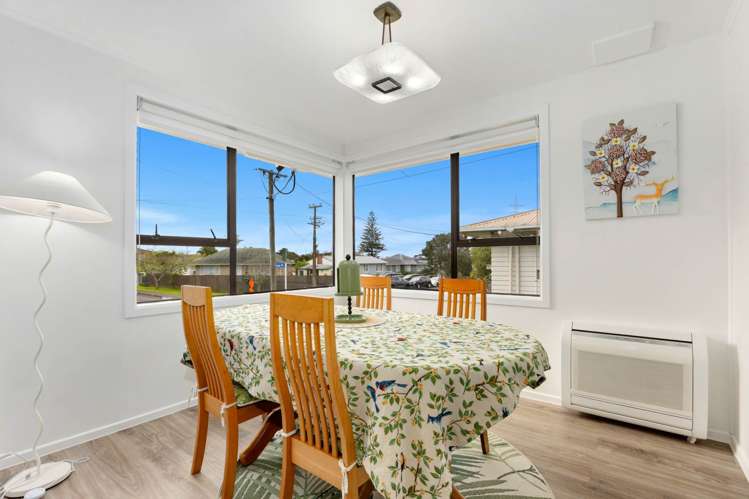 7 Cobham Crescent_4
