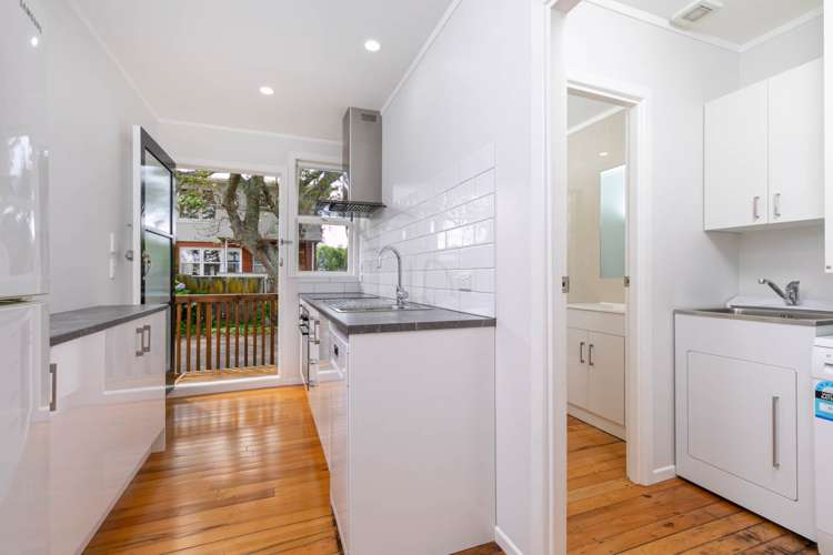 2/4 Sydney Street Hauraki_7