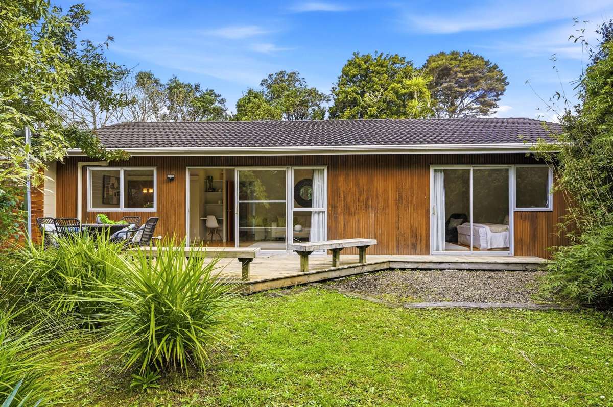 15 Sartors Avenue_0