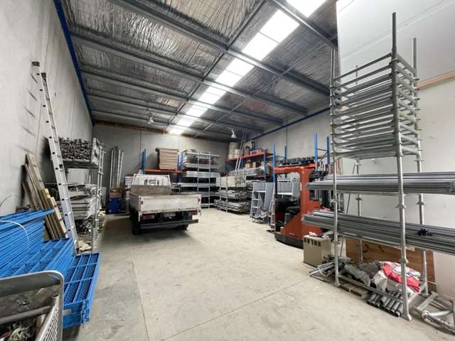 2/52 Keeling Road Henderson_3