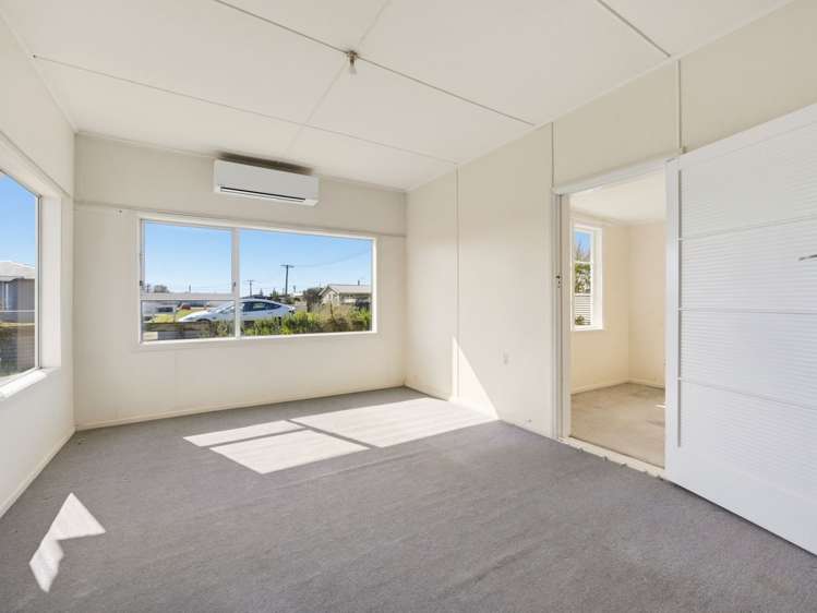 24 Linklater Ave Foxton Beach_4