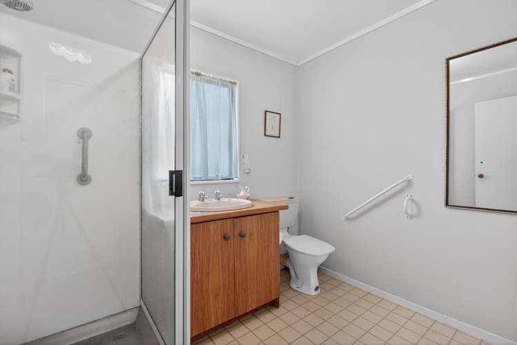 13C Gibbs Crescent Wainuiomata_19