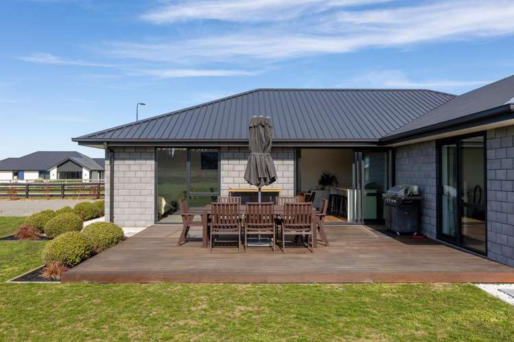 32 Summers Road Darfield_21