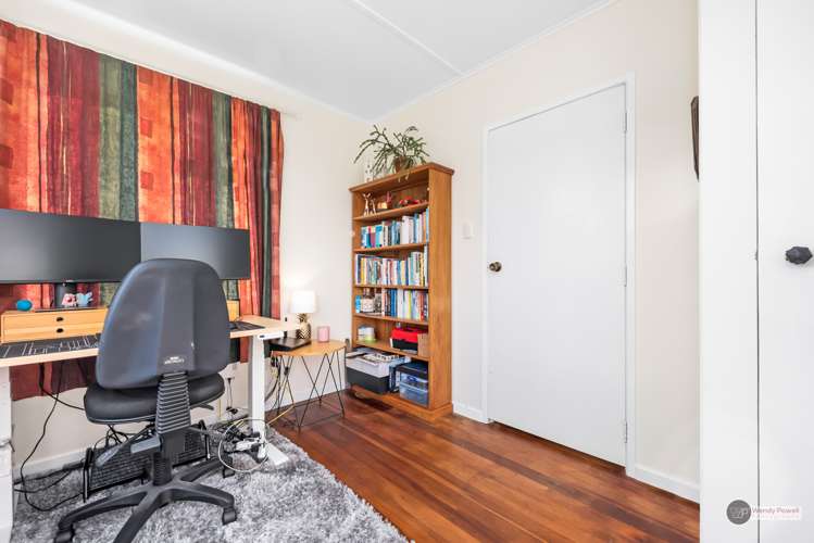 4 Poole Street Taita_9