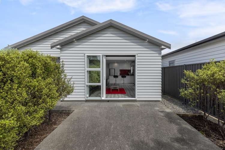 44 Karearea Avenue Porirua_9