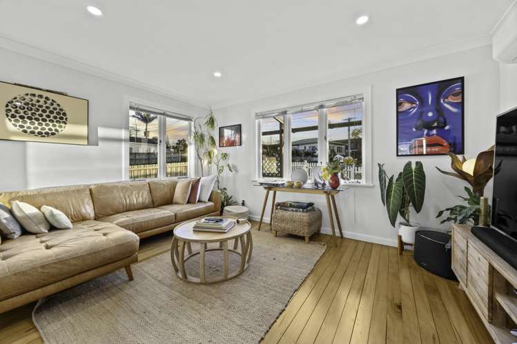 1/4 Ambler Avenue Glen Eden_5
