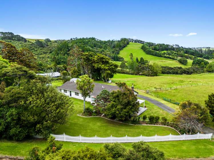 286 Muriwai Valley Road Waimauku_27