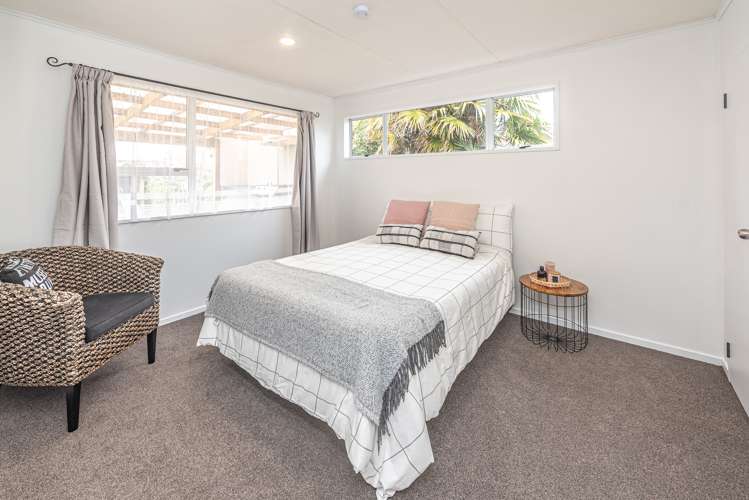 94 Devon Road Springvale_11