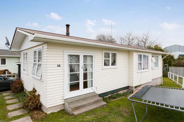 44 Owen Street Bunnythorpe_0