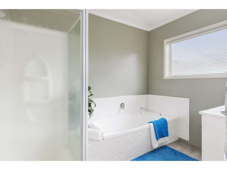 11/100 Millers Road Brookfield_11