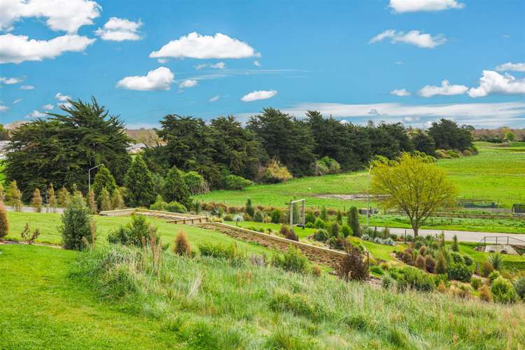 8 Redmund Spur Road Kennedys Bush_16