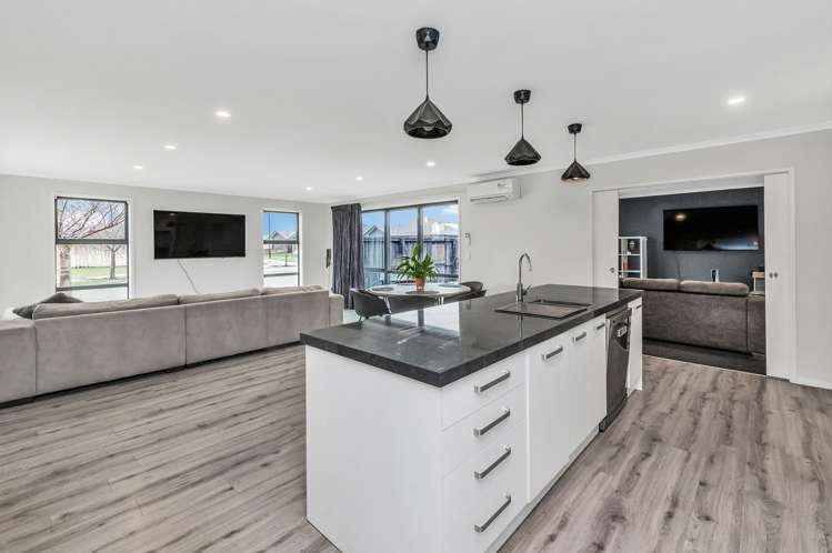 6 Joy Place Rolleston_4