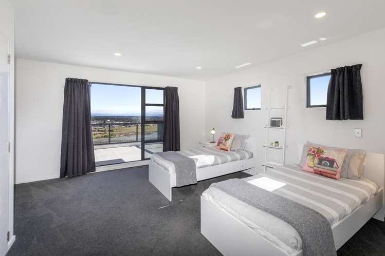 8 Valley View St Andrews Hill_26