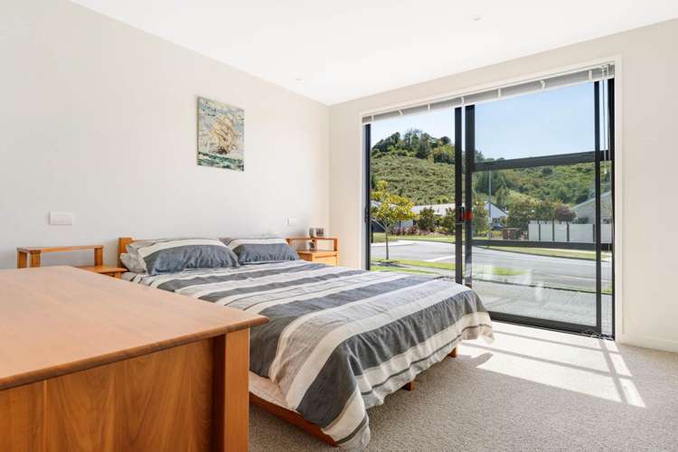 19 Saint Pauls Drive Brookfield_7