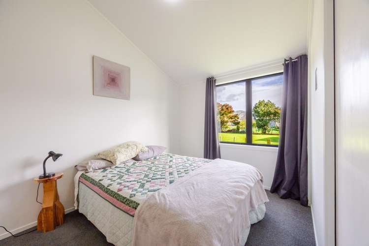 14 Beach Road Porangahau_7