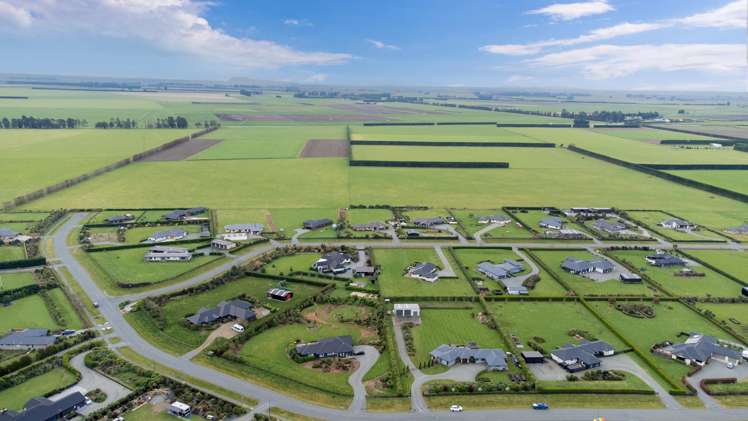 28 Landsborough Drive Darfield_27