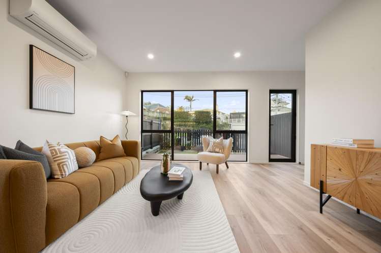 1/18 Handley Avenue Narrow Neck_13