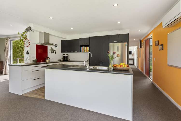 438 Whitemans Valley Road Whitemans Valley_5