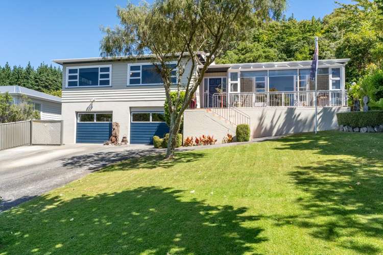 39 Sunrise Boulevard Tawa_1