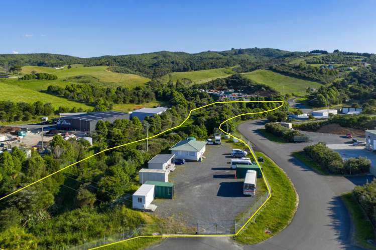 19 Nau Mai Road Raglan_2