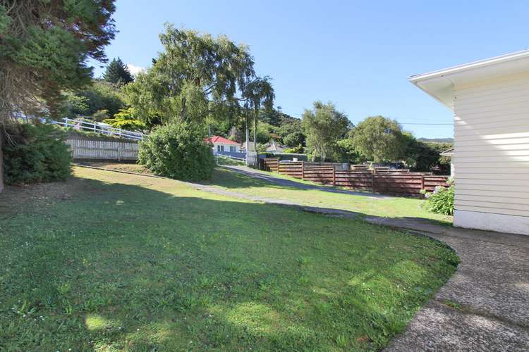 84 Coast Road Wainuiomata_13