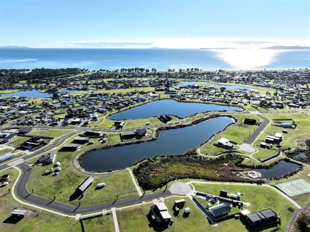 112 Takapu Close Matarangi_4