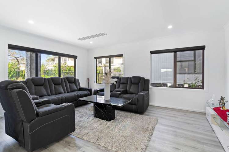 7 Juvena Place_4