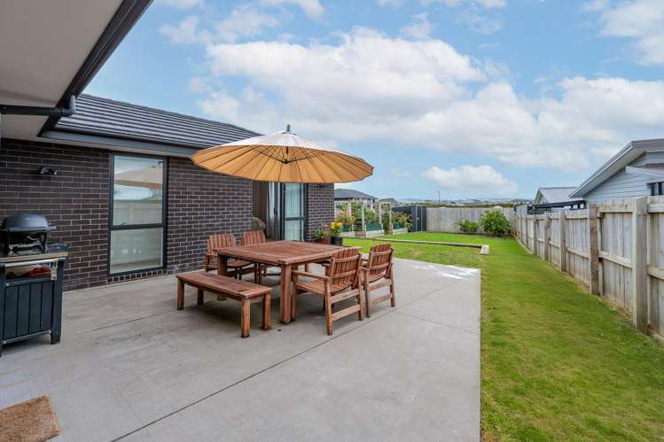 23 Opouatu Avenue Glenbrook_14