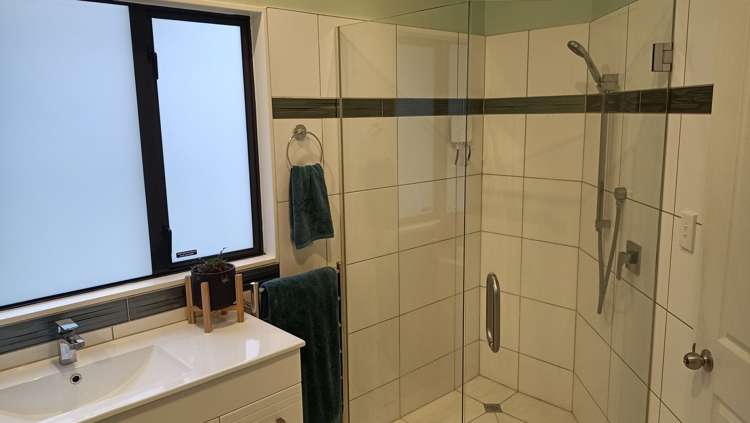 5 The Strand Fitzherbert_11