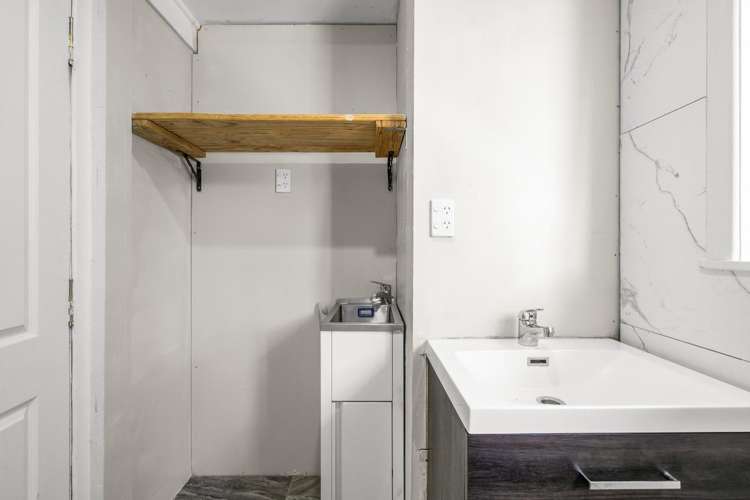 9 Sacha Place Glenview_11