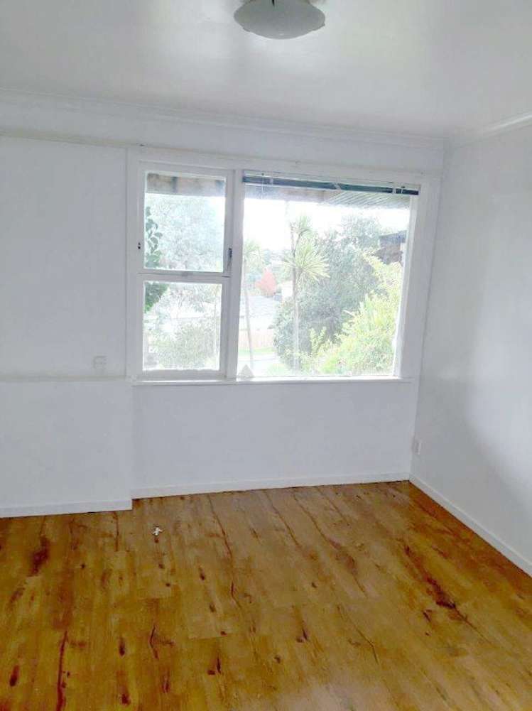 41 Hatherlow Street Glenfield_9