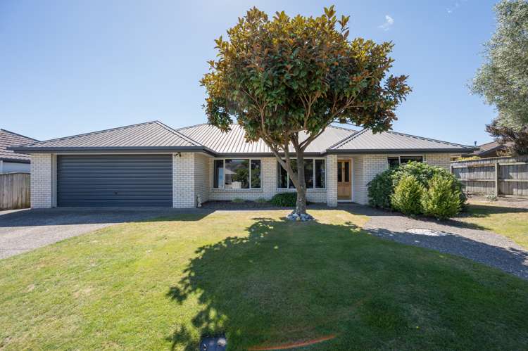 20 Bremner Crescent Stoke_16