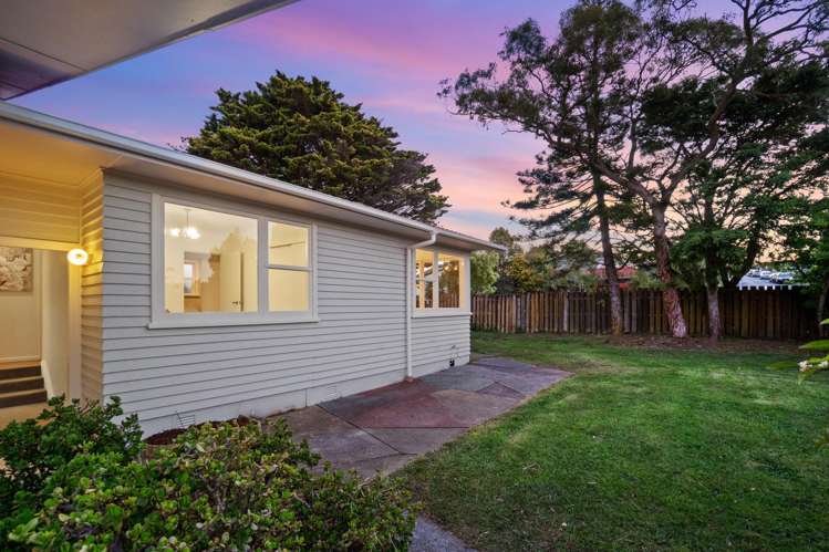 5 Totaravale Drive Totara Vale_16
