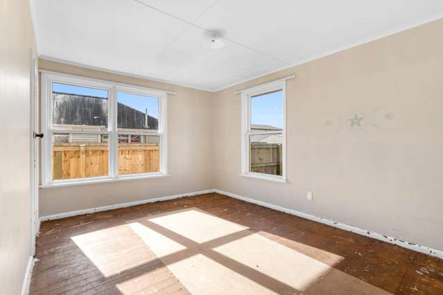 32 Uxbridge Street Redwood_3