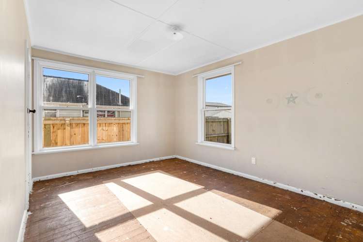 32 Uxbridge Street Redwood_3