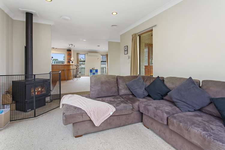 4 Panckhurst Drive Woodend_4