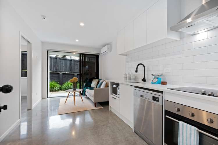 15 Hayward Place Ohauiti_11